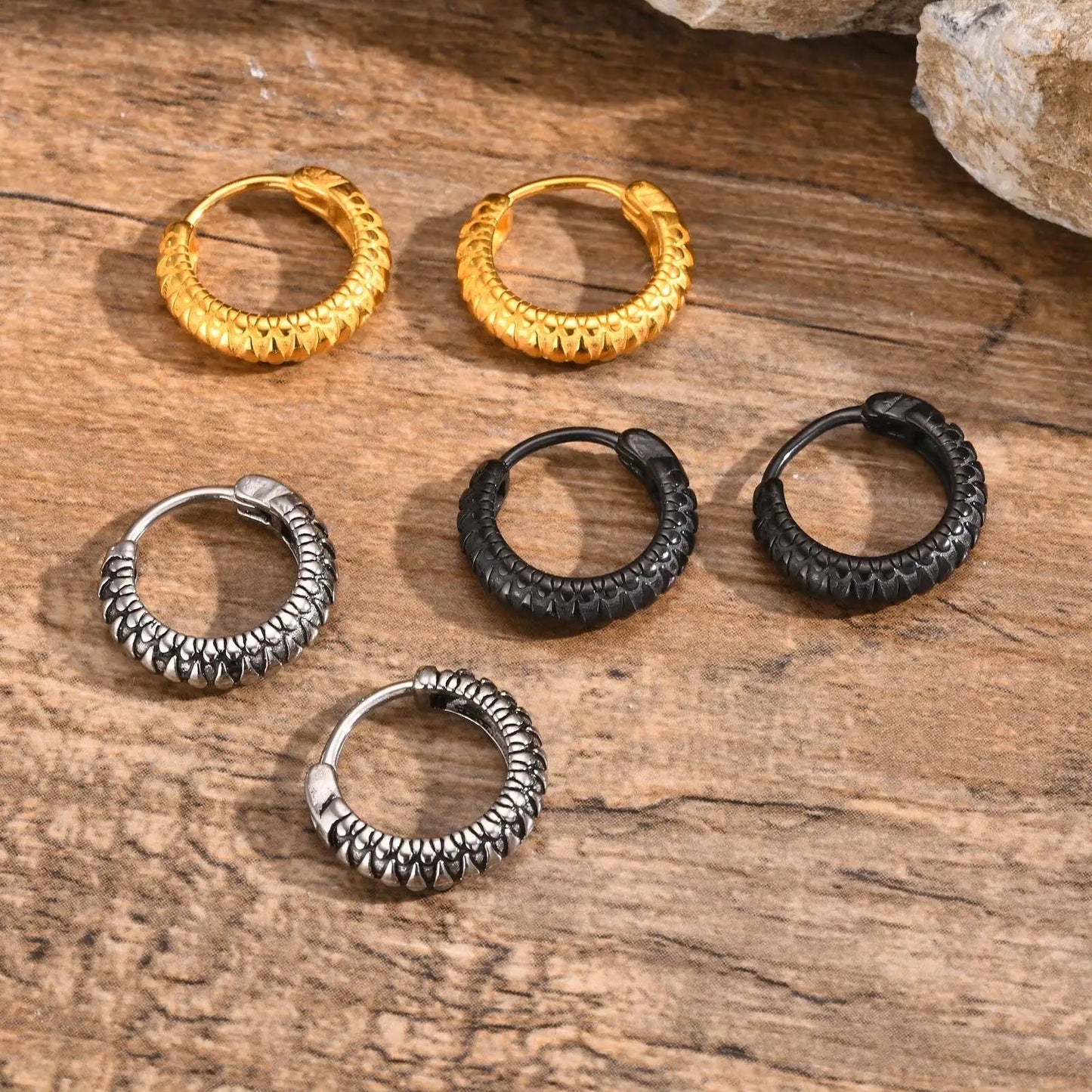 Snake Textured Hoop Earrings for Men, Anti Allergy Stainless Steel Animal Huggies Hoop Earrings,Male Earring Jewelry Gift Ezkrea