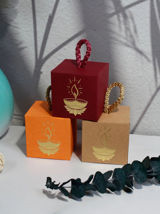 Diwali Indian Festival Candy Box, Lantern Festival, Drive Away Darkness with Light Festival Candy Box, Square Box Ezkrea