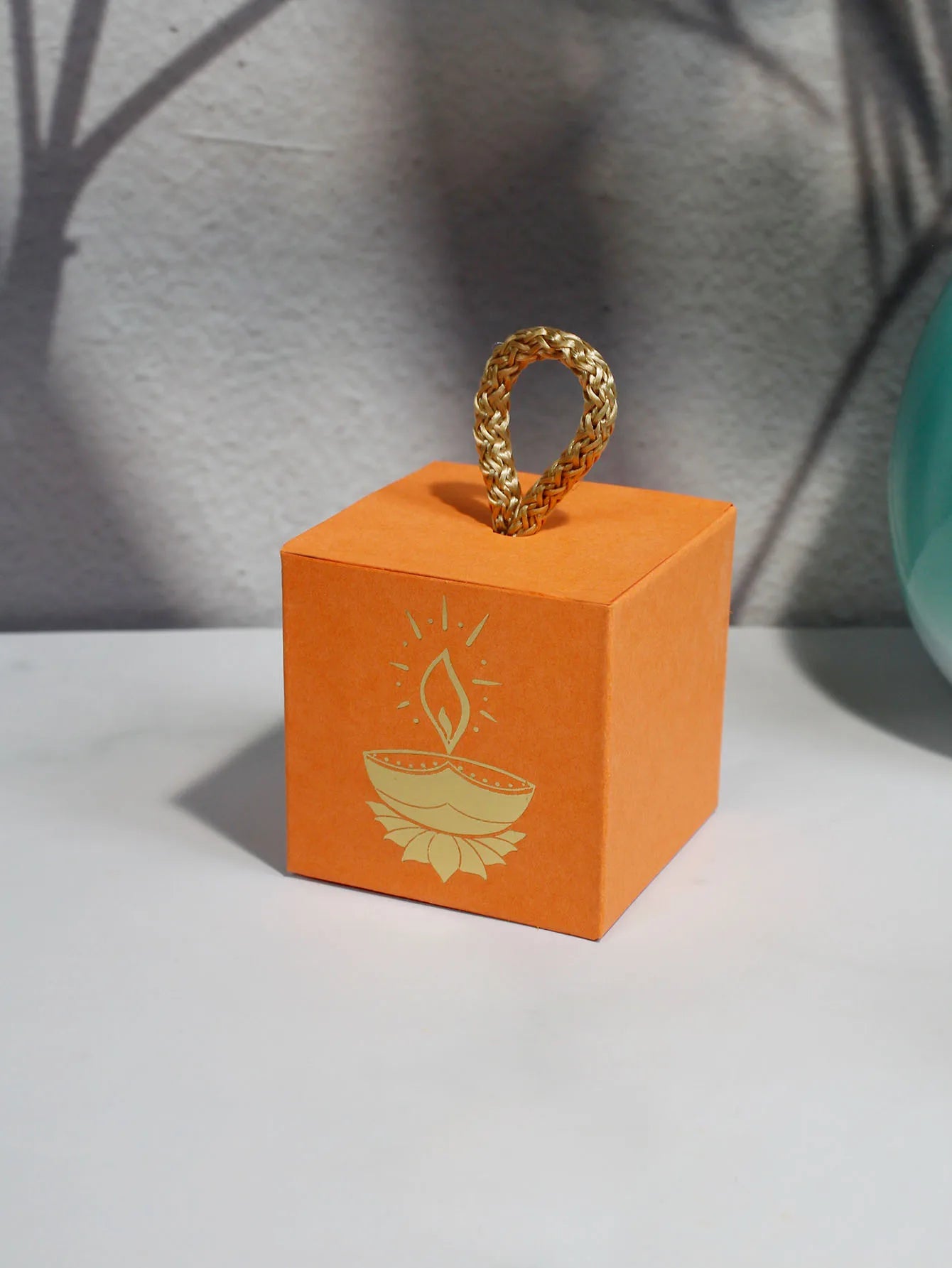 Diwali Indian Festival Candy Box, Lantern Festival, Drive Away Darkness with Light Festival Candy Box, Square Box Ezkrea